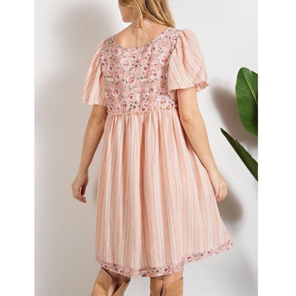 Easel Faded Coral Floral Mix W/Pockets Short Sleeve Babydoll Dress. NWT! Sz S - Picture 5 of 10